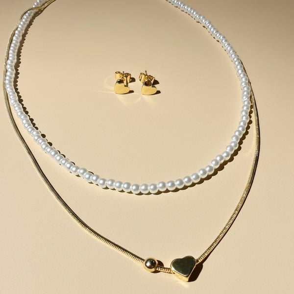 Set collar doble nivel perlas sintéticas y cadena dorada dije corazón rodio MariaBolo con aretes corazón incluidos, regalo romántico mujer Colombia