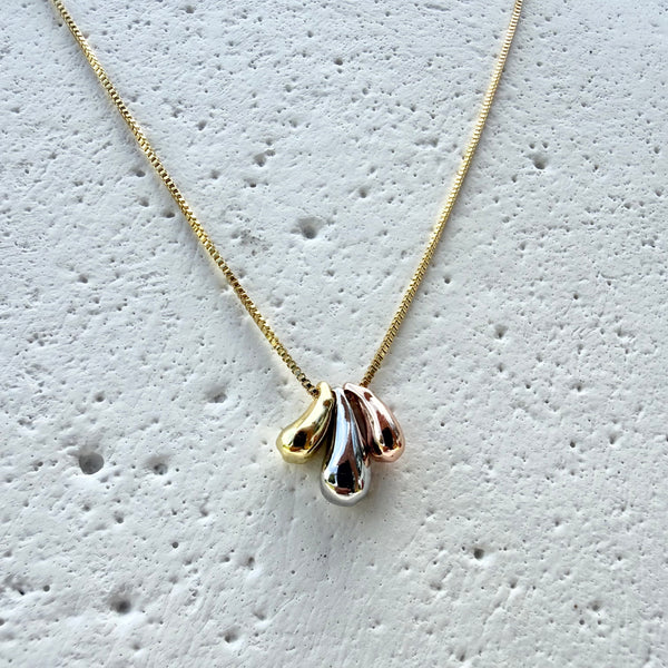 Cadena Tres Gotas collar delicado con dijes en rodio hipoalergenico MariaBolo