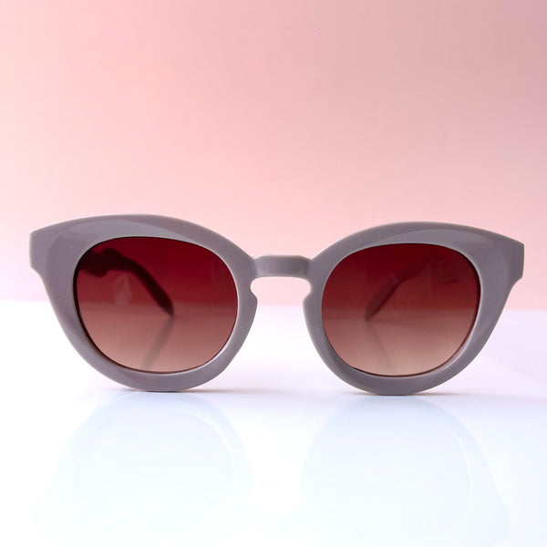 Gafas Maria sol mujer café oscuro protección UV 400 accesorio moda Colombia