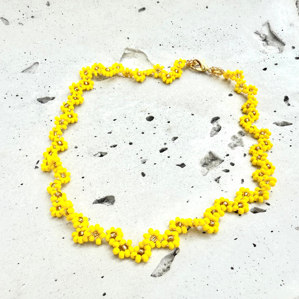 cadena choker floral