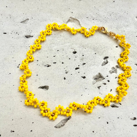 cadena choker floral