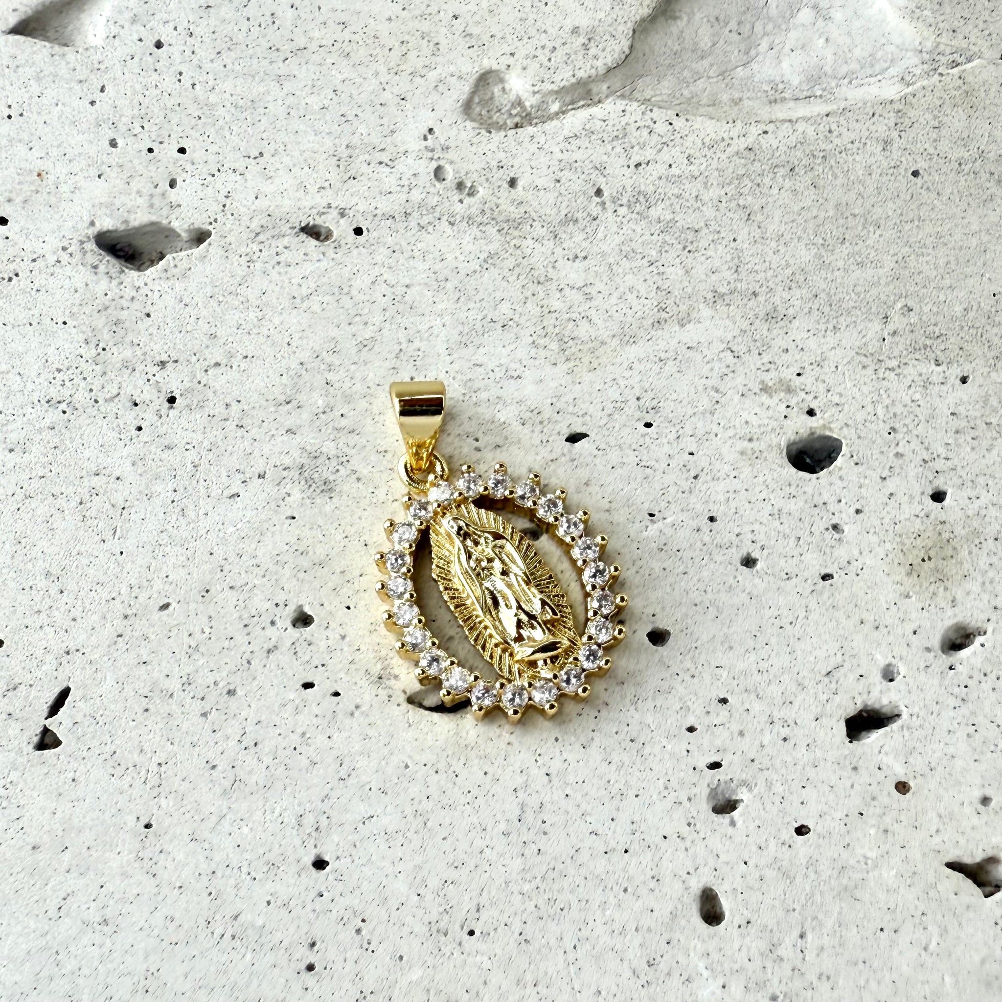 Dije virgen Guadalupe