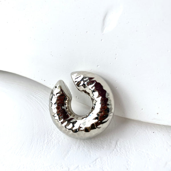 Earcuff Mule Repujada Silver