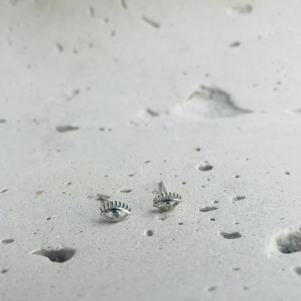 Topo Nazar Ojo Turco Plateado - Oara Múltiples Perforaciones