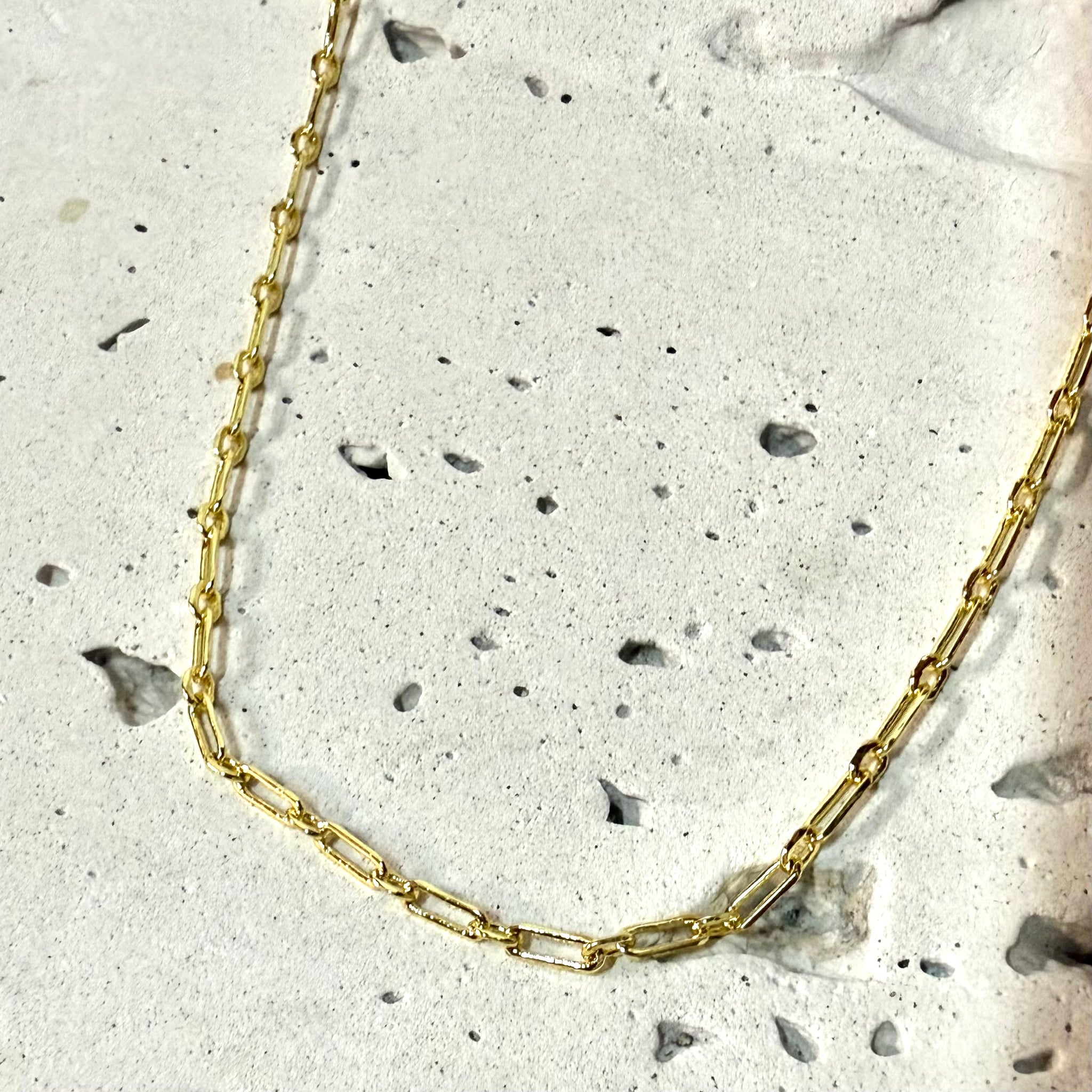 Cadena Polonia delgada