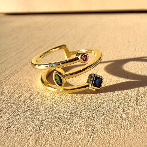 Anillo piedras