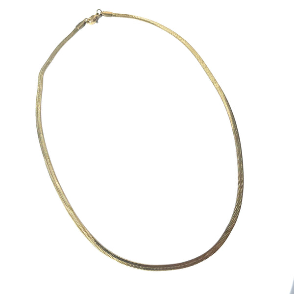 Cadena Amii gold plana