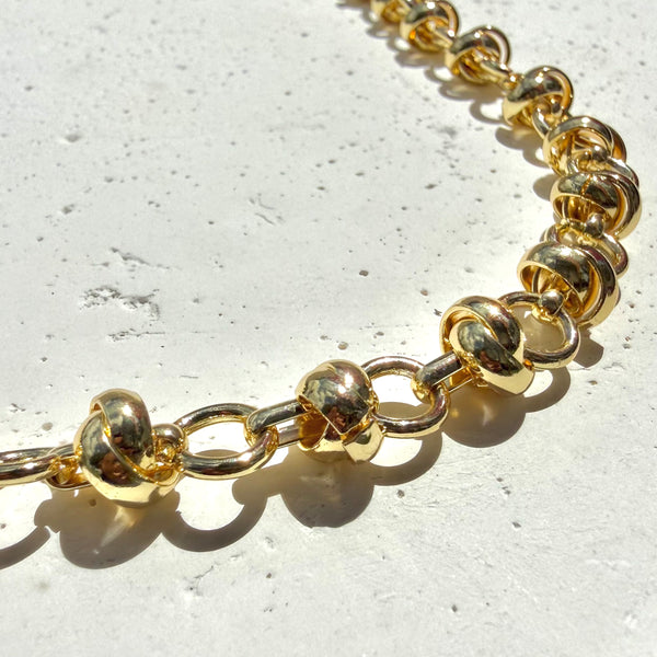 Cadena anillos saturno