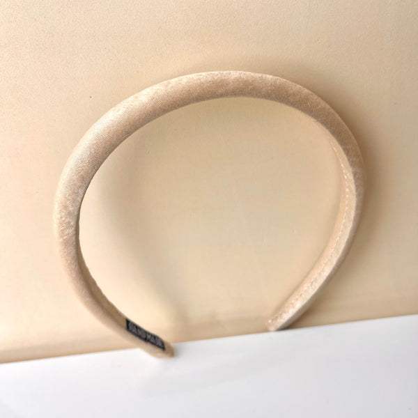 balaca calsica beige