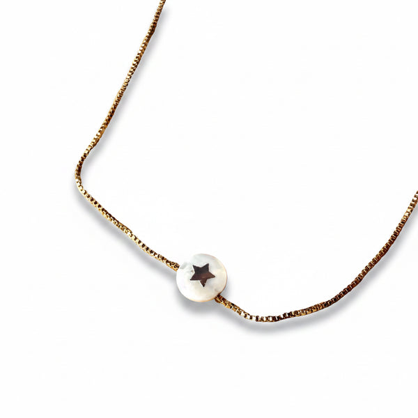 Cadena ajustable dije nácar estrella dorada incrustada resina choker collar MariaBolo Colombia