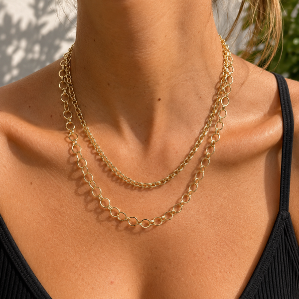Collar cadena dorada doble nivel rodio MariaBolo, eslabones aros grandes 8mm largo y aros pequeños 5mm corto, joyería minimalista premium hipoalergénica mujer Colombia