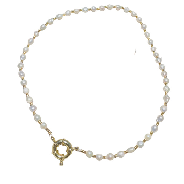 Collar corre flotador y Perlas de agua hecho a mano